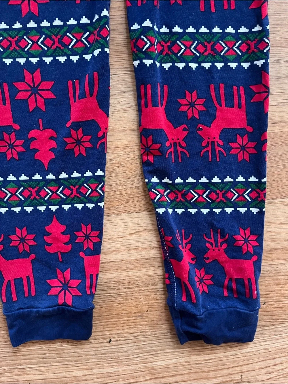 Hanna Andersson Navy & Red Reindeer Holiday Pajama Set